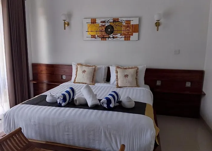 Puri Ume Dewi Private With 3 Bed & Breakfast