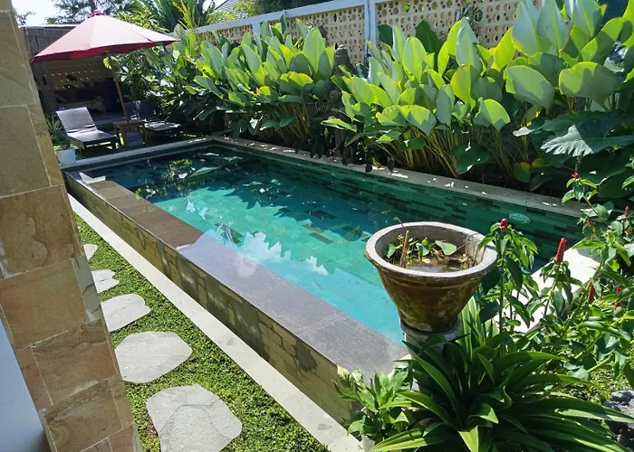 Puri Ume Dewi Private With 3 Bed & Breakfast